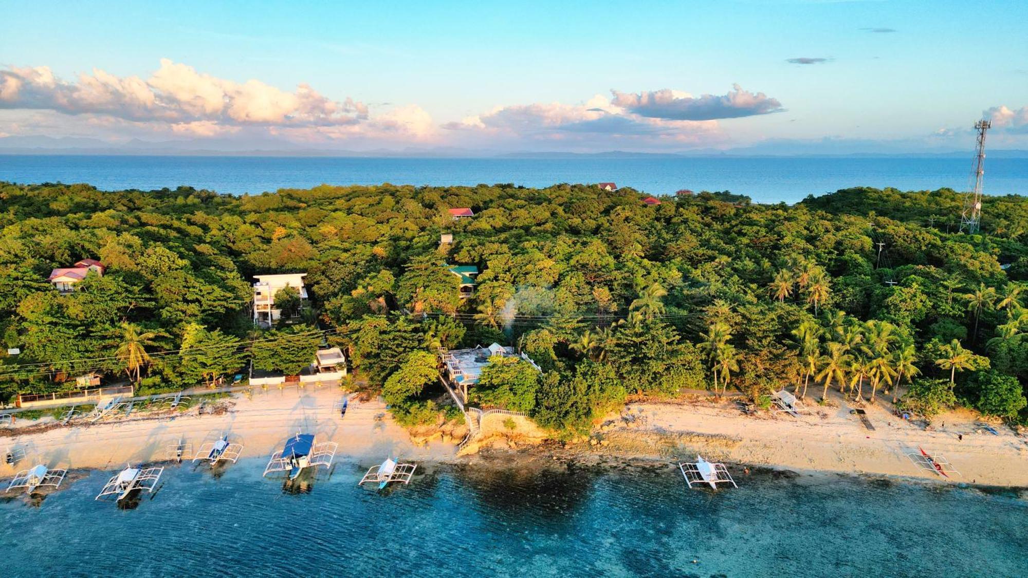 Pilar Pilapil Beach Resort Daanbantayan Exterior foto